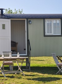 Tenterden Trout Shepherds Hut July2020(C)