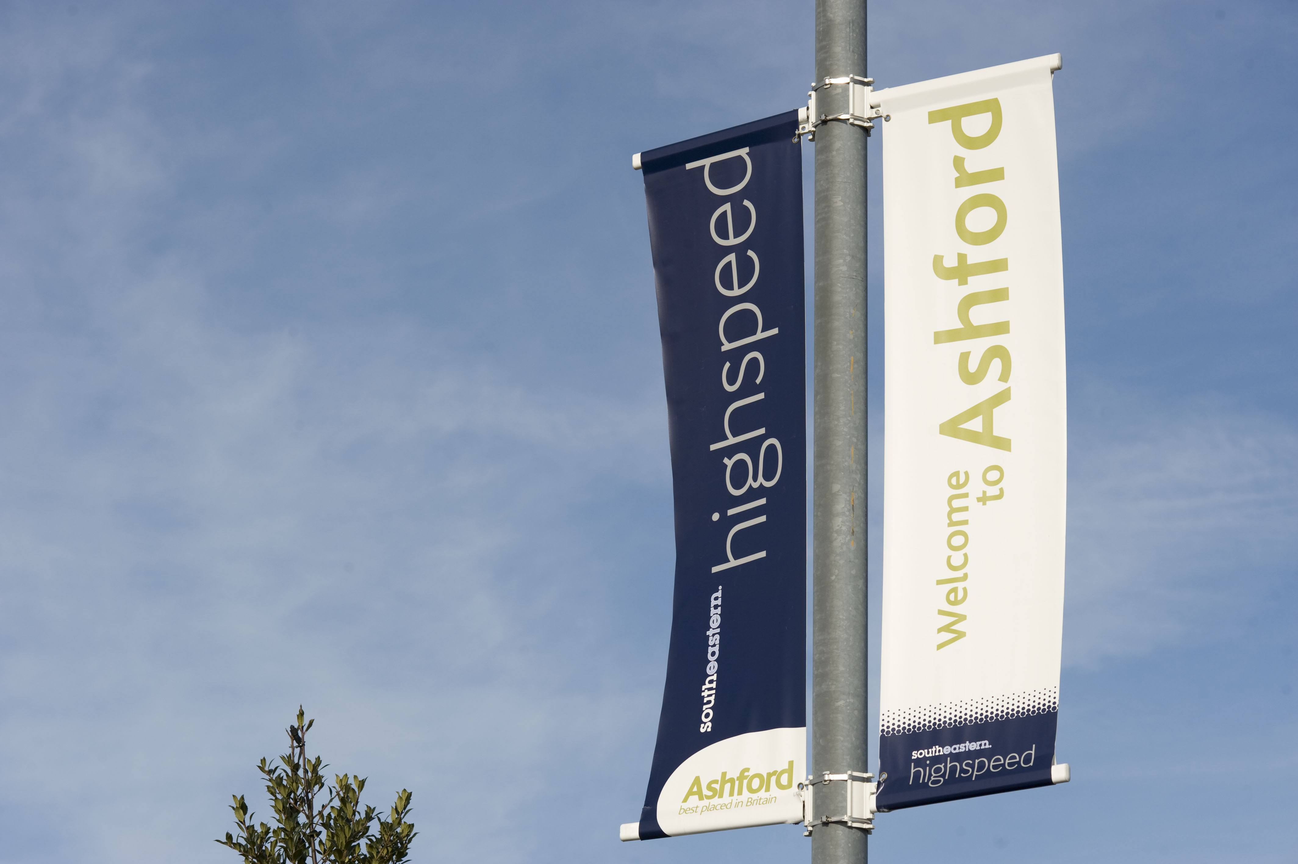 ashford-signpost-trains (1).jpg