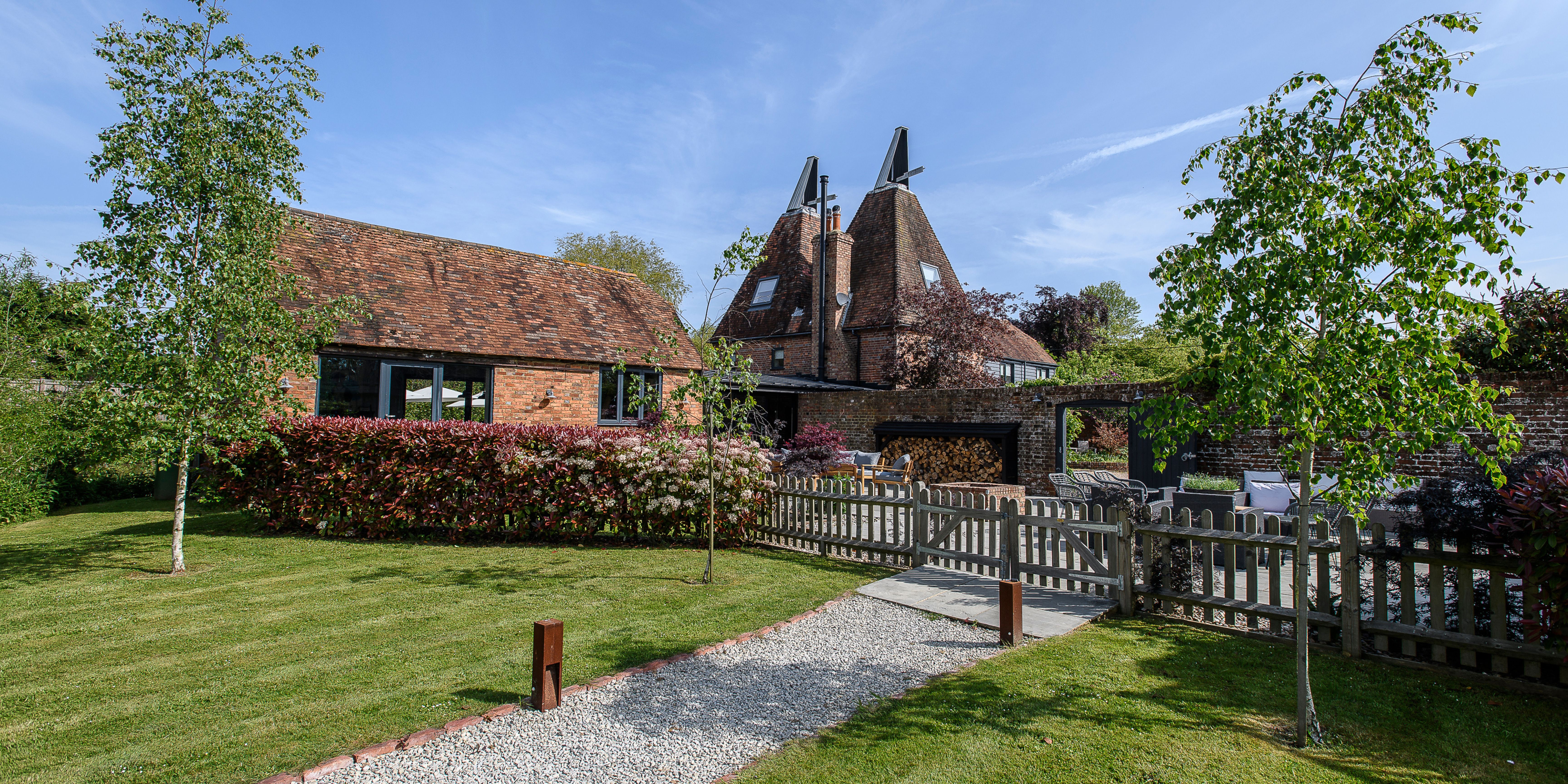 Horne's Place Oast And Barn (1) (1)