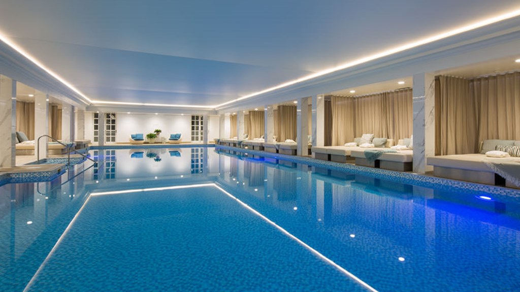 Eastwellcarousel3 900X600