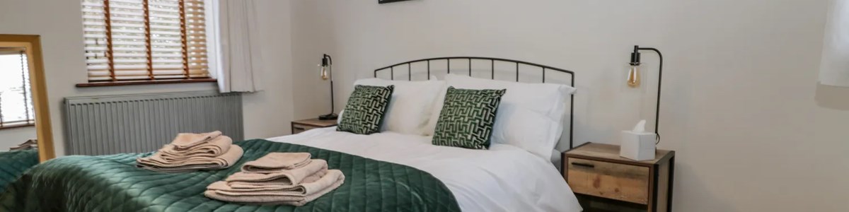 1 Little Ripple Cottages 2