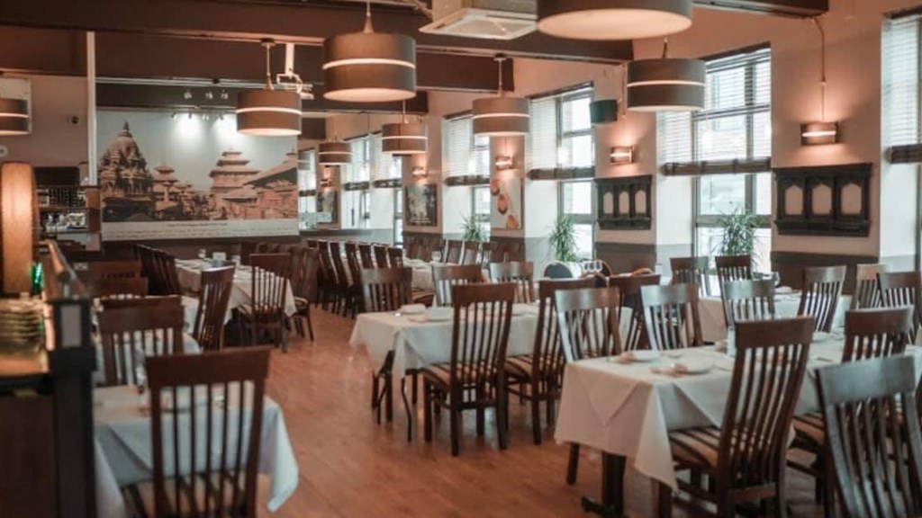 Everest Inn